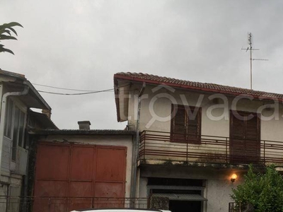 Casa Indipendente in vendita a Cassino via Cappella Morrone