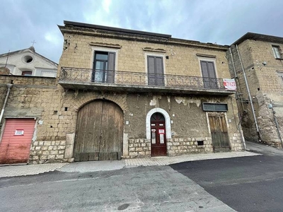 Casa Indipendente in vendita a Castel San Giorgio, Via Piave, 92 - Castel San Giorgio, SA