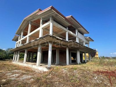 Casa Indipendente in vendita a Castrocielo strada Regionale Casilina Sud, 51