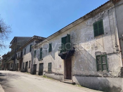 Casa Indipendente in vendita a Ceccano via Badia