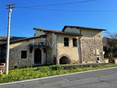 Casa Indipendente in vendita a Ferentino via Croce Tani Torre Noverana
