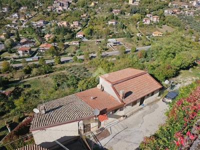 Casa Indipendente in vendita a Fiuggi via s. Francesco, 6