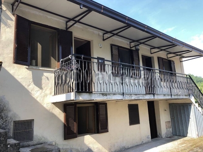 Casa Indipendente in vendita a Roccasecca strada Provinciale santopadre-decime-casalina