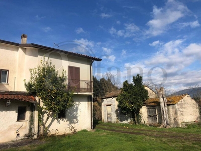 Casa Indipendente in vendita a Roccasecca via Pescopane, 7