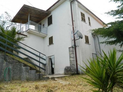 Casa Indipendente in vendita a Santopadre via Barbanera, 38