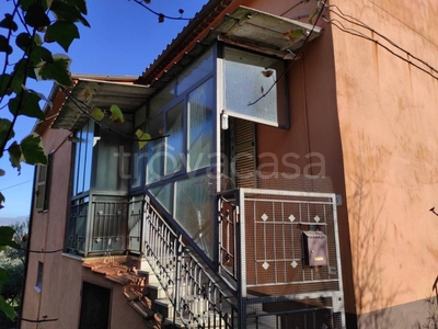 Casa Indipendente in vendita a Sgurgola via Pietra Rea