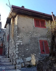 Casa Indipendente in vendita a Torre Cajetani centro storico