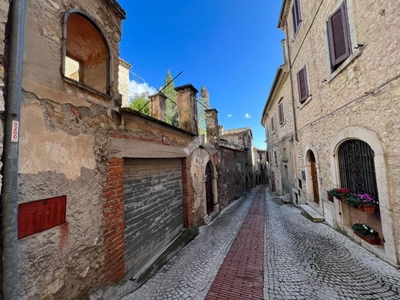 Casa Indipendente in vendita a Veroli via Camillo Benso Conte di Cavour, 29