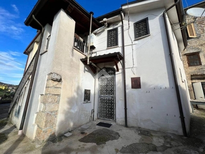 Casa Indipendente in vendita a Veroli via Sant'Angelo in villa, 631
