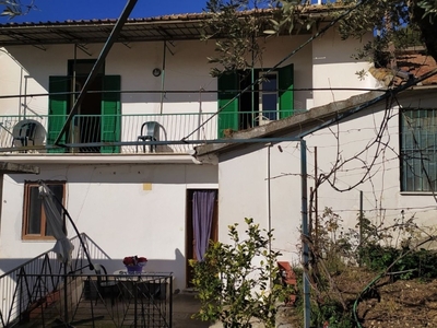 Casa Semindipendente in vendita a Fumone