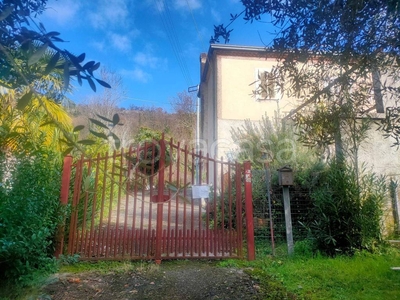 Casale in in vendita da privato a Rocca d'Arce via Fraioli Casilina, 23