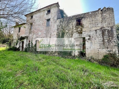 Casale in vendita a Pontecorvo contrada San Cosma