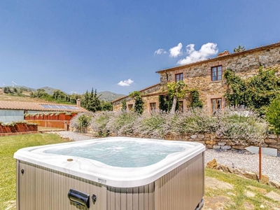 Prestigiosa villa di 300 mq in vendita, Montecatini di Val di Cecina, Toscana