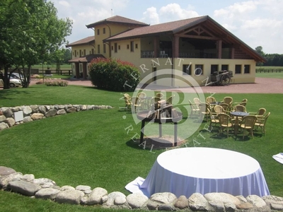 Exclusive Property With Park And Private Lake Immersed In The Novara Countryside