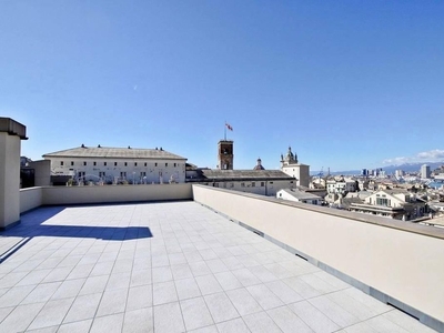 Prestigioso attico di 286 mq in vendita Piazza De Ferrari, 4, Genova, Liguria
