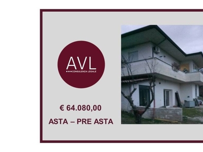 Villa all'asta a Frosinone via Impradessa, 10