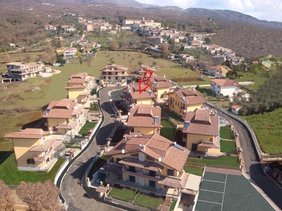 Villa Bifamiliare in vendita a Veroli via Casamari Sciffelli, 201