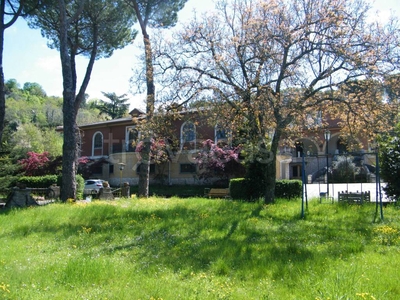 Villa Bifamiliare in vendita ad Alatri via Madonna della Sanità, 13