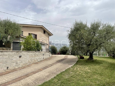 Villa Bifamiliare in vendita ad Anagni via Prati Gallinari