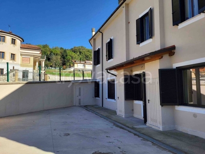 Villa Bifamiliare in vendita ad Atina via Gallinaro, 50
