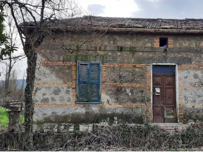 Villa in in vendita da privato a Isola del Liri via Lungo Fibreno, 120