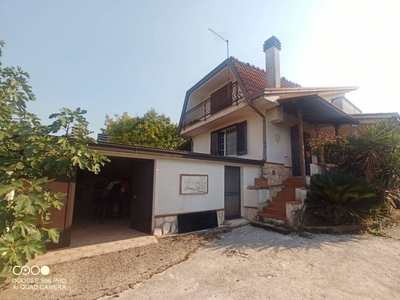 Villa in in vendita da privato a Pico via Vaschia, 14