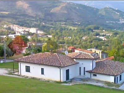 Villa in vendita a Casalvieri località Marchetta, 0