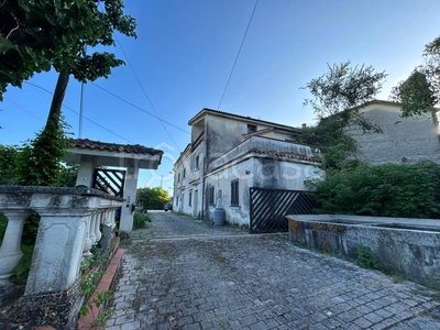 Villa in vendita a Cassino via La Pietà