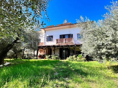 Villa in vendita a Castelliri via Granciara, 11