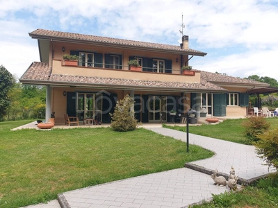Villa in vendita a Ceccano via Cantinella, 101
