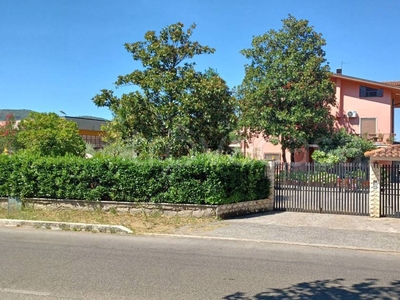 Villa in vendita a Ceprano via Cornete