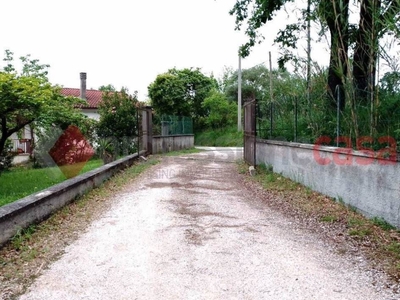 Villa in vendita a Cervaro via Foresta, 30