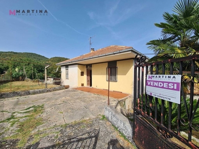 Villa in vendita a Fontechiari