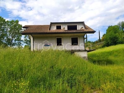 Villa in vendita a Frosinone via Corina