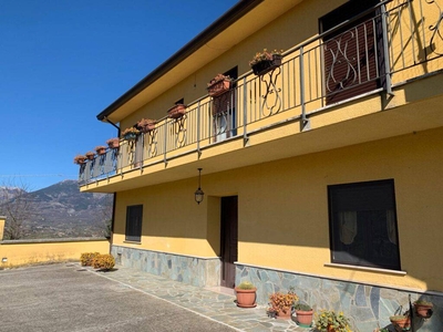 Villa in vendita a Gallinaro via Cese, 192