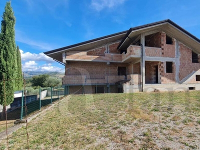 Villa in vendita a Monte San Giovanni Campano via Mastrazze, snc