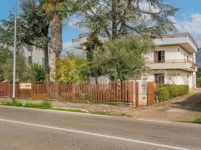 Villa in vendita a Roccasecca via casilina sud, 31