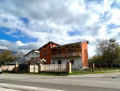 Villa in vendita a Roccasecca via Montello