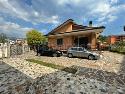 Villa in vendita a Sora via Sferracavallo, 48/b