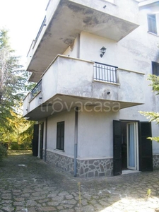Villa in vendita ad Alatri via Serra Comune
