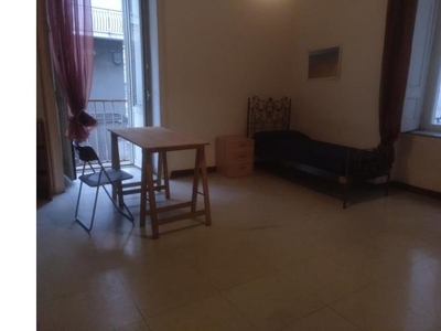Appartamento in vendita a Napoli, Zona Mercato