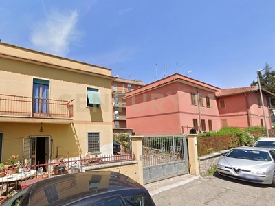 Appartamento in Vendita a Roma, 237'000€, 100 m²