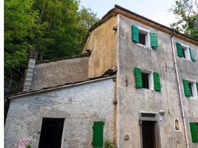 Casa indipendente in vendita a Porretta Terme
