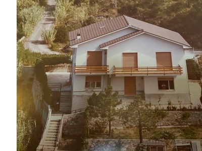 Casa indipendente in vendita a Casarza Ligure