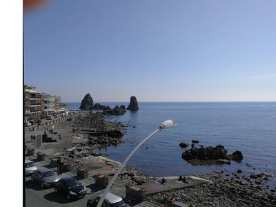 Affitto Appartamento Vacanze a Aci Castello, Frazione Acitrezza