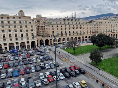 Ufficio ia Genova, Piazza della Vittoria