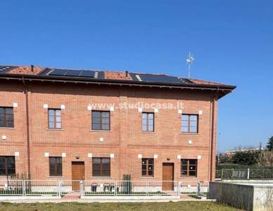 Villetta a schiera nuova a San Giuliano Milanese - Villetta a schiera ristrutturata San Giuliano Milanese