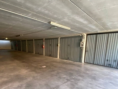Garage in vendita a Grinzane Cavour via dell'Asilo, 26