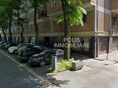negozio in vendita a Modena
