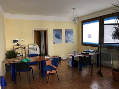 Ufficio in vendita a Borgo Valbelluna via Borgo Dante, 1